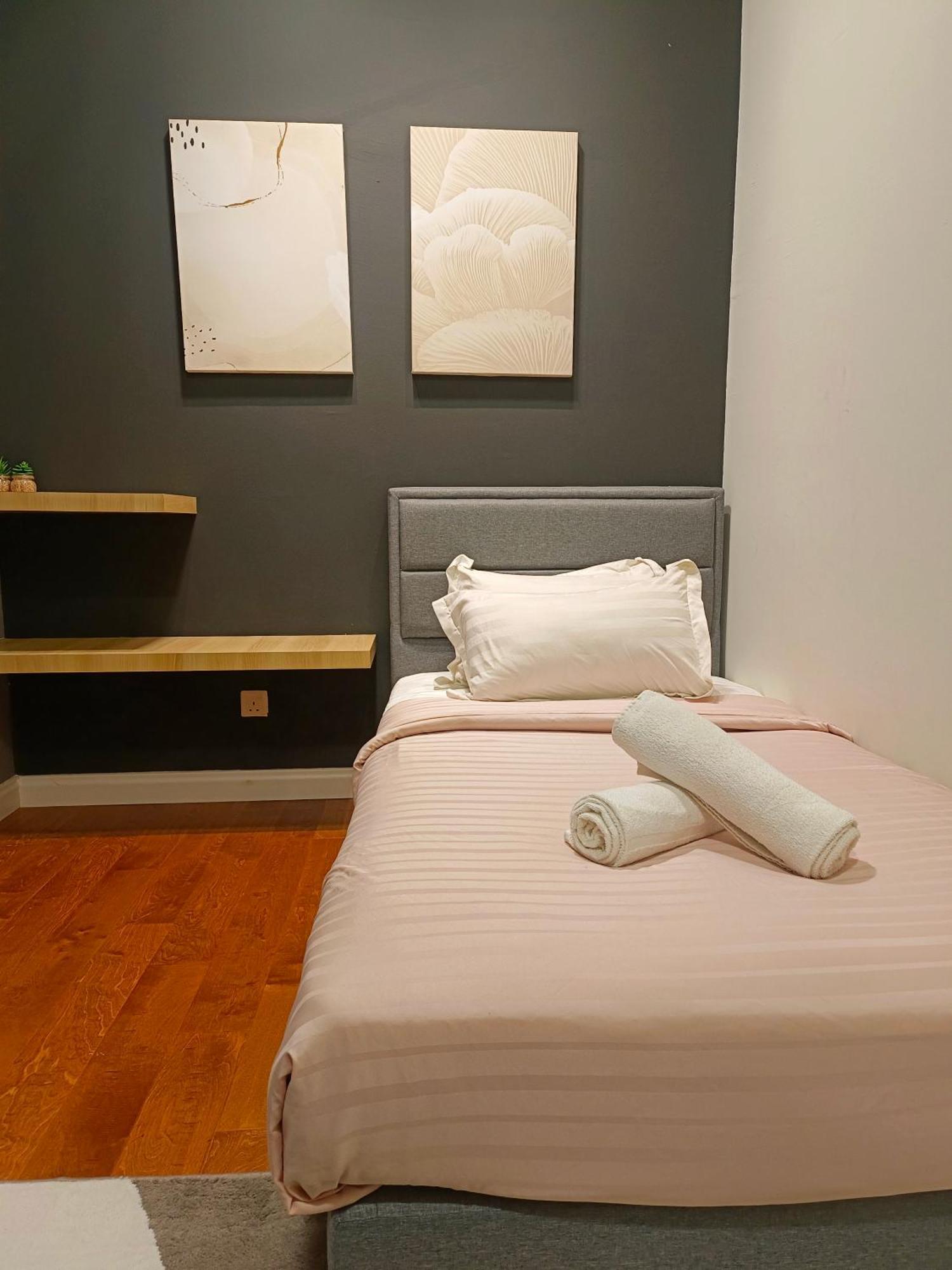 2Br Premium Suites Troika Kota Bharu By Aghome Extérieur photo